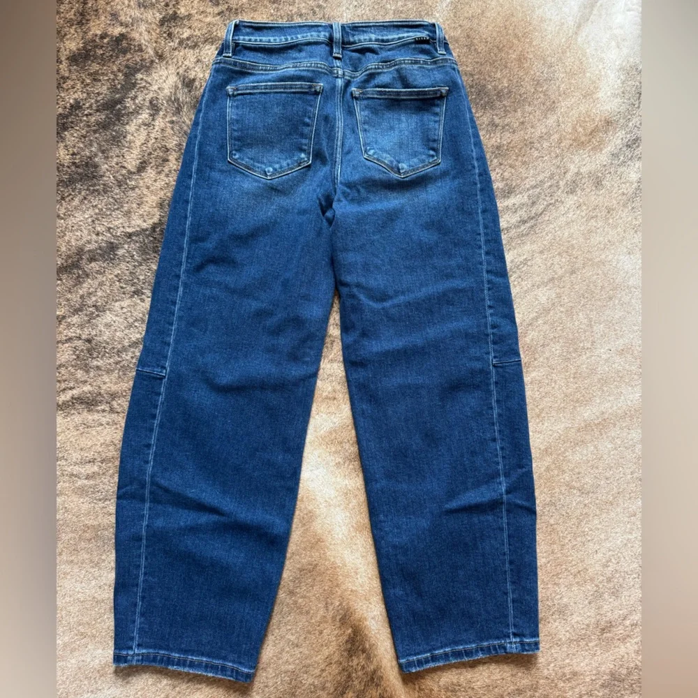 Risen High Rise Barrel Jeans - size 3/26 - Picture 3 of 4